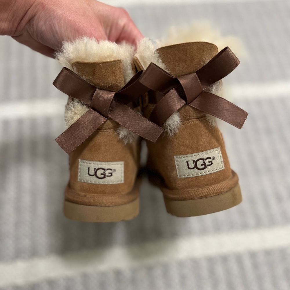 Girls Bailey Bow UGG boots size 12